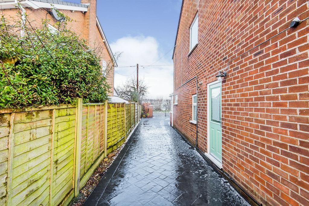 Birches Lane, Lostock Green, Northwich CW Estate Agents